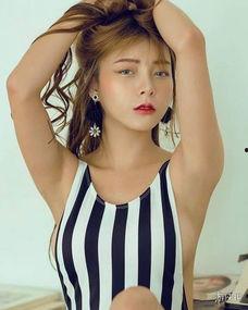 美女福利欲望小说在线,美女福利小说的激情篇章